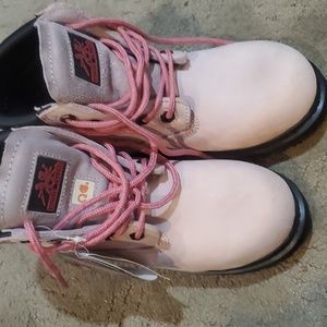 Moxie Trades steel toe Pink Besty Xtreme 6 Boot. New with tags